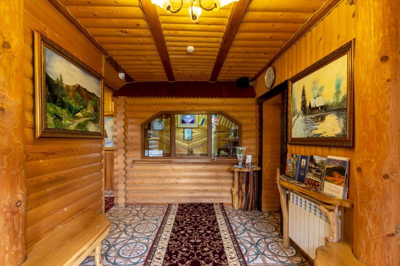 Hotel У Мар'Яни І Назара Jaremče Esterno foto